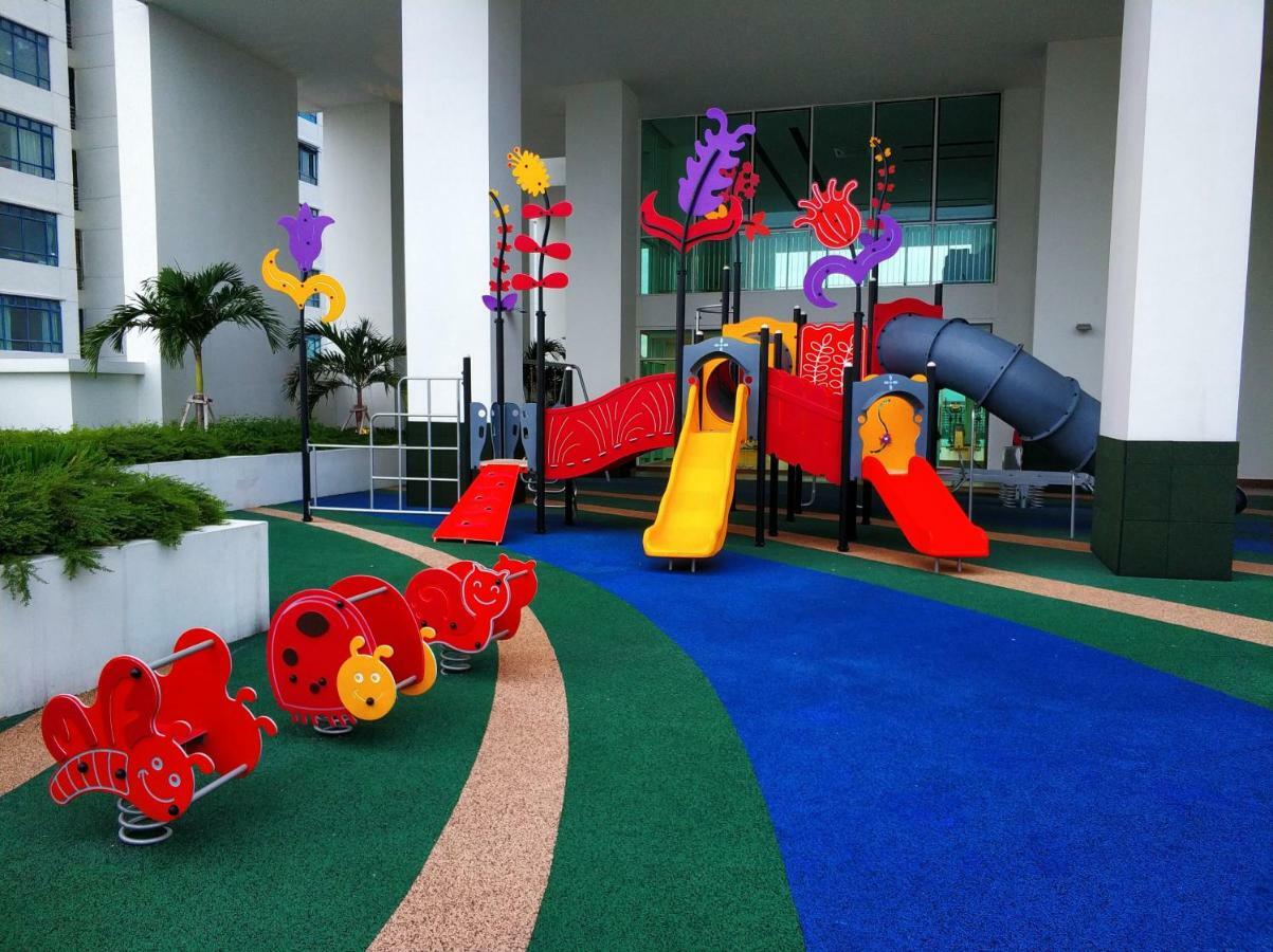 Ais-Kacang Sweet Home Pinnacle Tower Johor Bahru Esterno foto